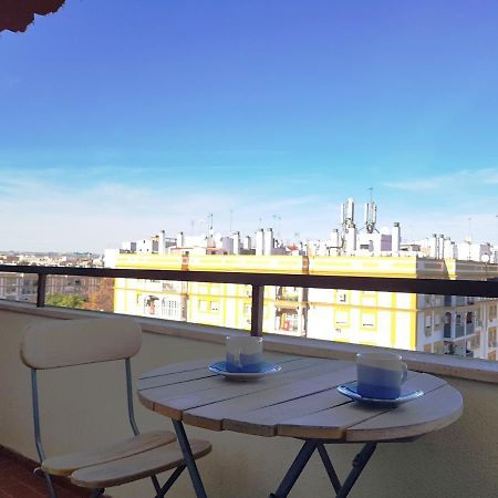 Apartamento Turistico En Sevilla Bagian luar foto